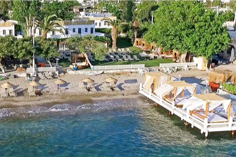 Mutluluk garantili bir otel: Daphnis