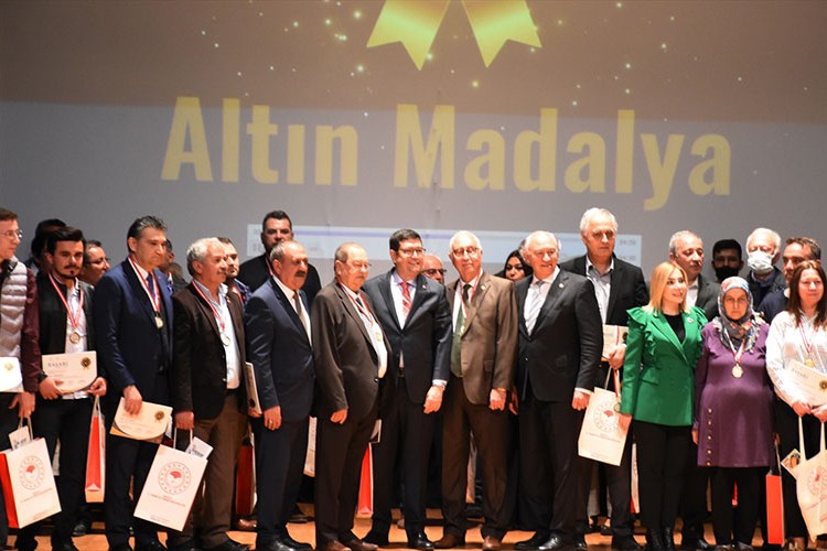 En iyi zeytinyağı üreticilerine ödül