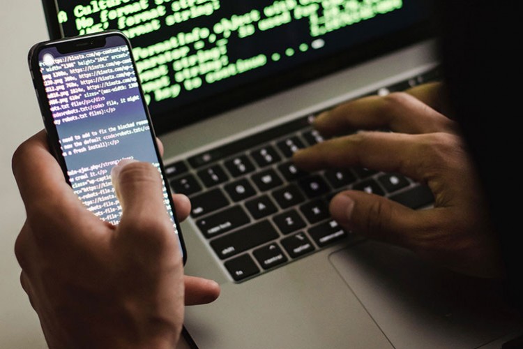 Pegasus casus yazılımından nasıl korunabiliriz?