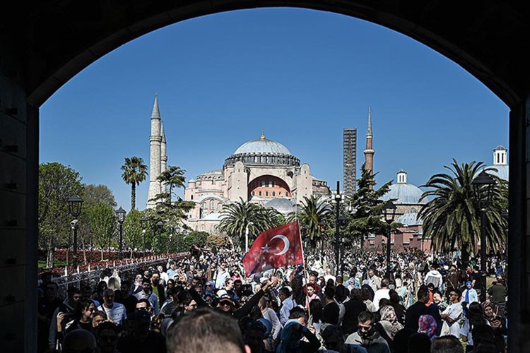 İran ve Rusya'dan Türkiye'ye rekor ziyaretçi