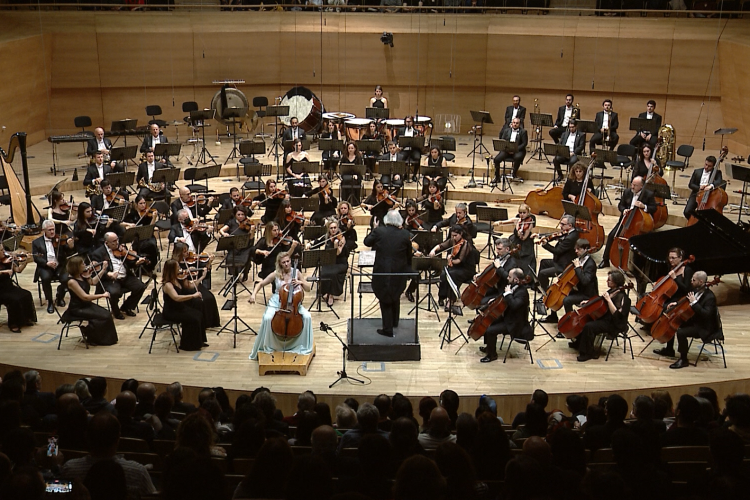 CSO - ŞefTerje Mikkelsen & Çellist Amalie Stalheim