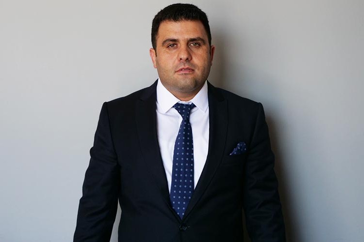 Kur dalgalanması durgunluğa yol açtı