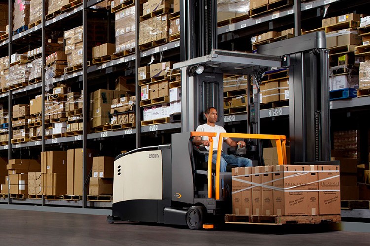 CROWN'dan perakendeye depo çözümleri