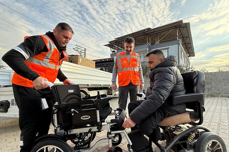 Deprem Bölgesinde Engelli Bireyler İçin Hayat Durdu