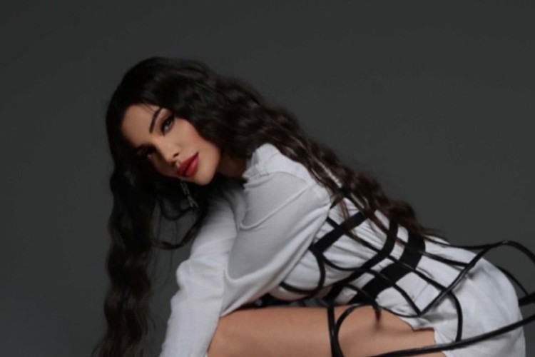 Sinema filmi için oyunculuk eğitimi alıyor