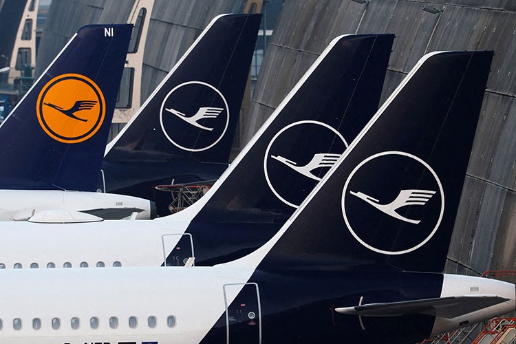 Lufthansa, Tel Aviv uçuşlarını askıya almayı 15 Haziran'a kadar uzattı