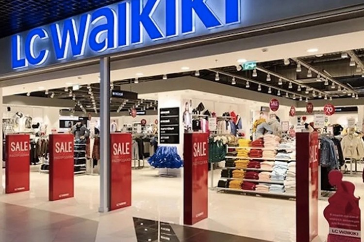 LC Walk ile bebeklerin adımını destekliyor