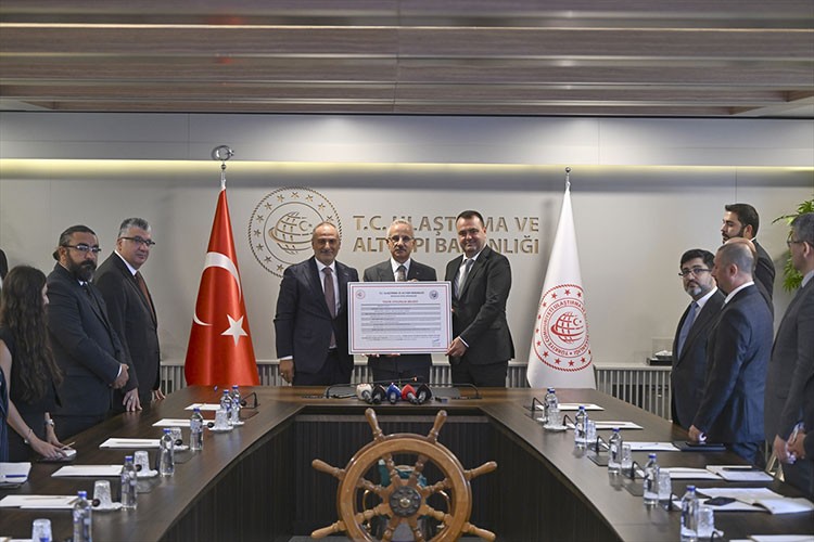 Çevre dostu gemilere 6 milyon dolarlık teşvik