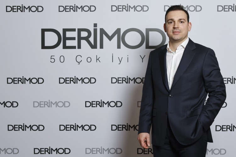TÜRKİYE'DE DERİ İLE MODAYI BÜTÜNLEŞTİREN İLK MARKA DERİMOD İLE ''50 ÇOK İYİ YIL''