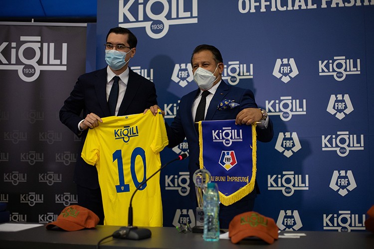 Romanya Milli Futbol Takımını Kiğılı giydirecek