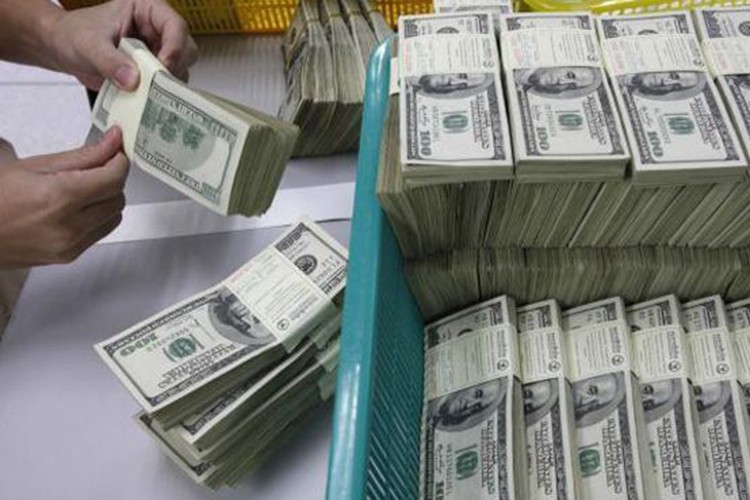 Rezervler 8.4 milyar dolar azaldı