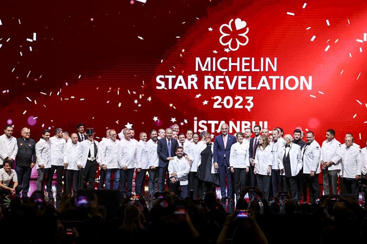 Michelin Rehberine giren restoranlar plaketlerini aldı