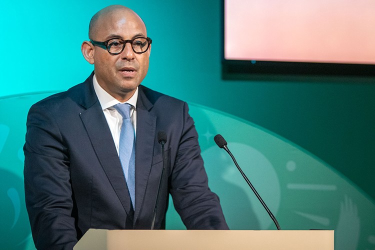 "Küresel emisyon eğrisi ilk kez aşağı yönlü"