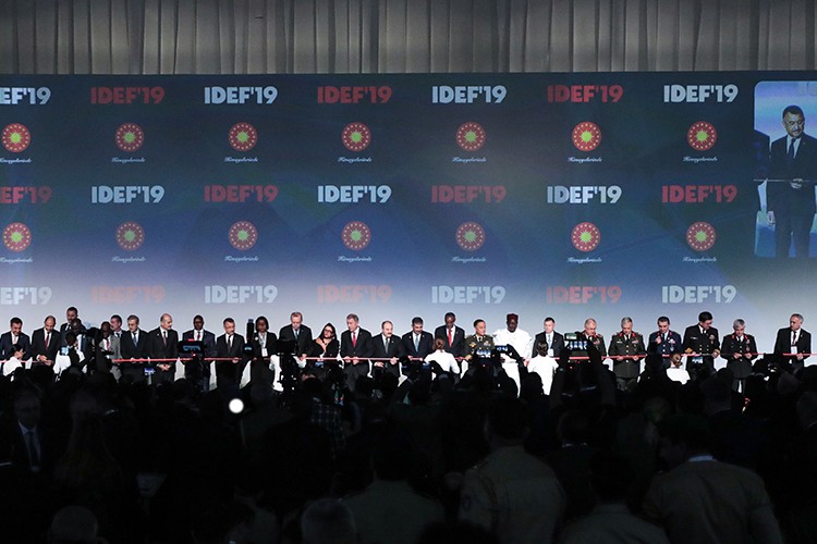 IDEF kapılarını açtı