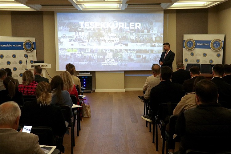 İş insanlarına Afrika'da yatırım fırsatları anlatıldı