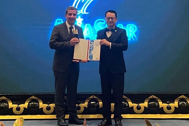 Üniversiteli öğrencilerden tarihi başarı