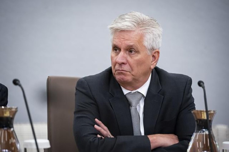 "25 puanlık faiz artırımından yanayım"