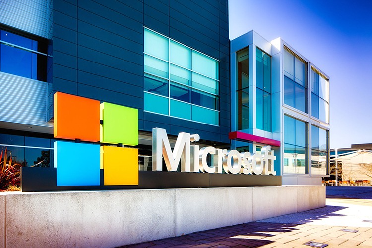 Microsoft'un net karı ve geliri arttı
