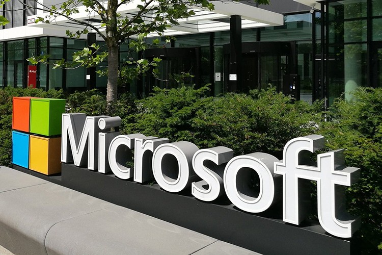 Microsoft binlerce kişiyi işten çıkarmaya hazırlanıyor