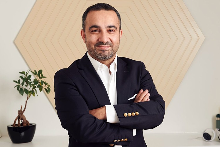 Teknoloji girişimlerini küresel arenanın merkezine taşıyor