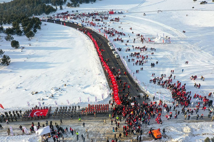 "Bu toprakta izin var" temasıyla Sarıkamış'ta yürüyüş