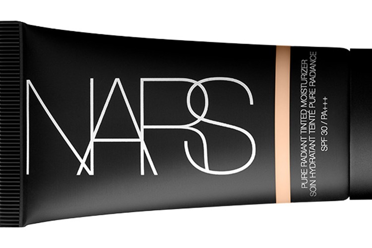 Işıltı ve bakım bir arada