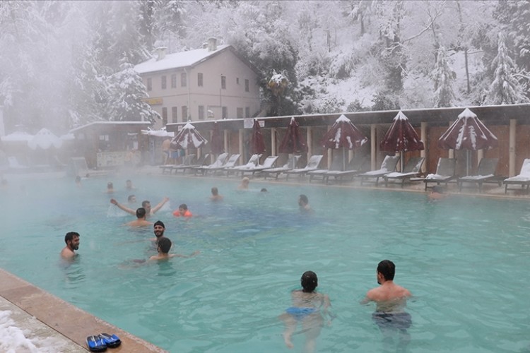 Yalova ve Balıkesir'deki termal tesisler yaz sezonuna hazır