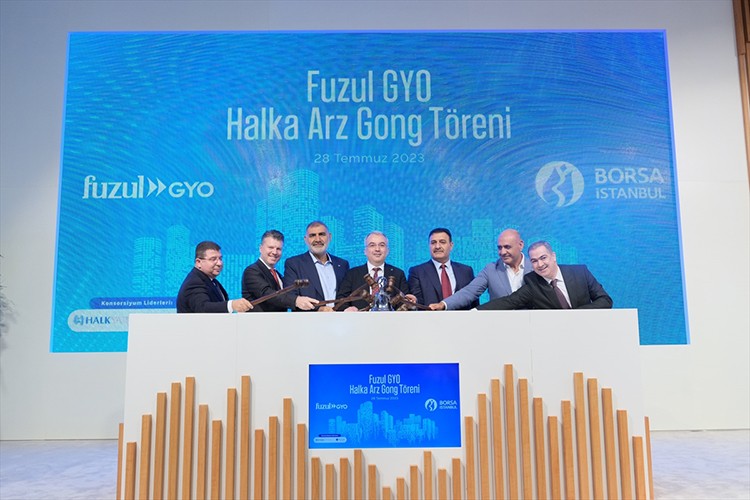 Borsa İstanbul'da gong Fuzul GYO için çaldı