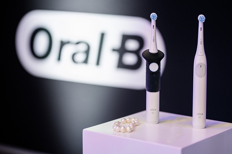 Oral-B pozitif ağız sağlığı uygulamalarını destekliyor