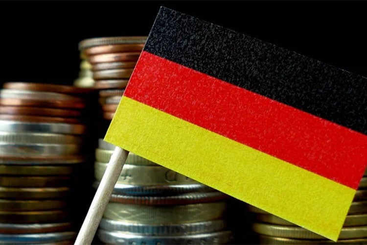 Almanya'da iş dünyasının güveni iyileşti