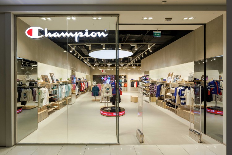 CHAMPION'IN TÜRKİYE'DEKİ İLK MAĞAZASI AKASYA'DA AÇILDI