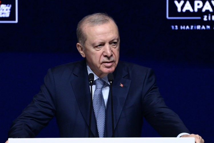 "Yapay zeka okur yazarlığını başlatıyoruz"