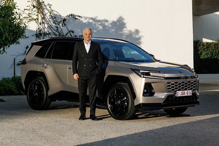 Küresel riskler otomotivde talep ve maliyet dengesini zorluyor