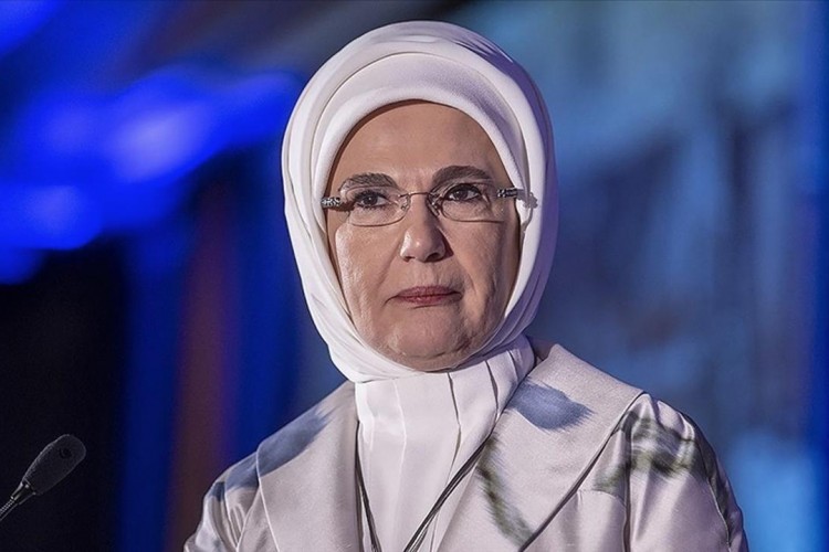 Emine Erdoğan'dan yeni yıl mesajı