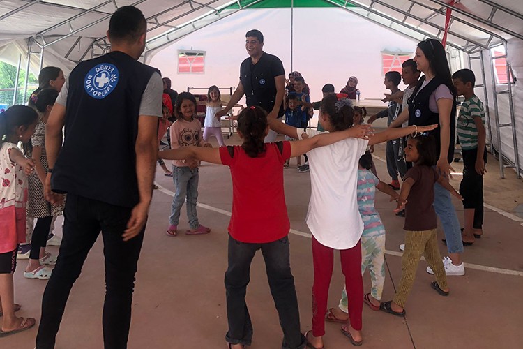 Mobil Sağlık Hizmetleriyle Sahada Önemli Görev Üstleniyor