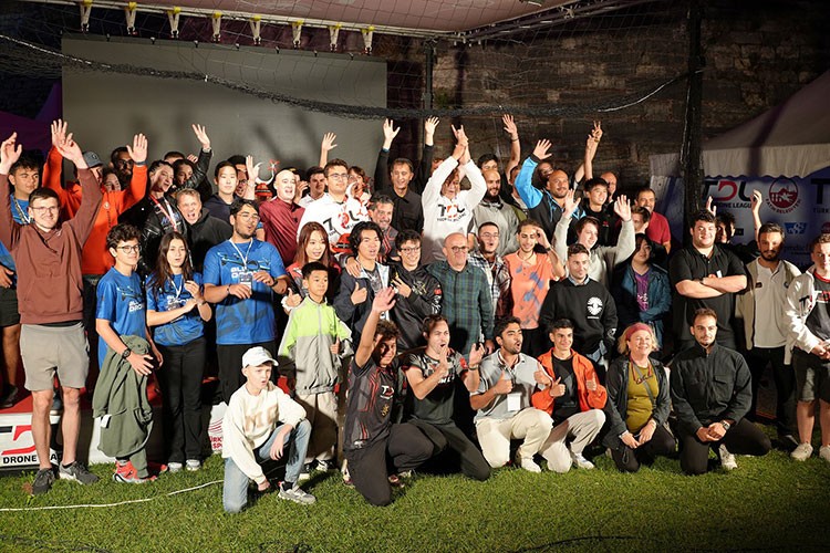Drone Race 24 şampiyonları belli oldu