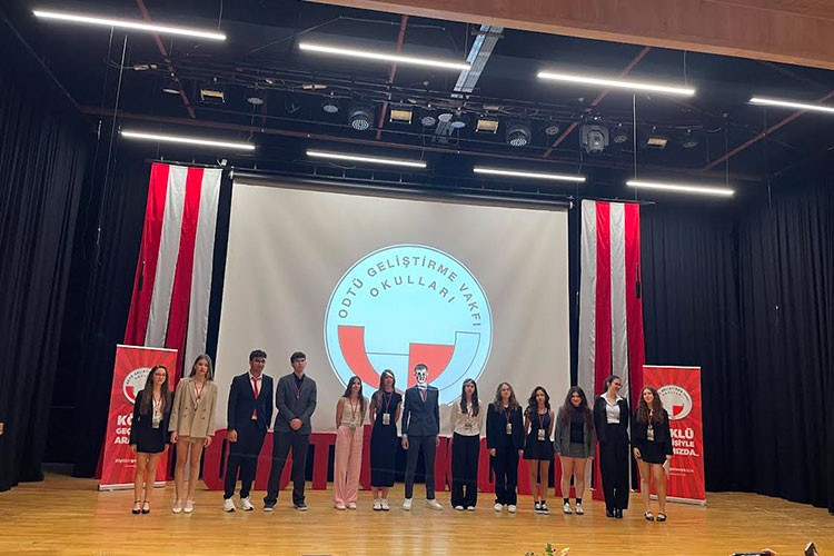 Anadolu mozaiği İzmir'de oluştu