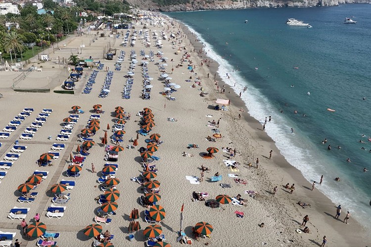 Alanya'da açık oteller yılbaşı tatilinde yüzde 90 doluluğa yaklaştı