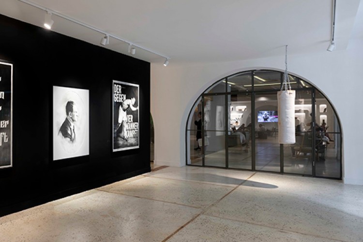 Bedbahtlıklar ve yeni hazlar sergisi açıldı