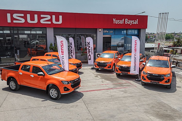Isuzu'dan Adana Karayolları Bölge Müdürlüğü'ne D-Max teslimatı