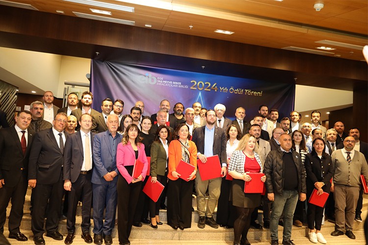 İhracatın yıldızları ödüllerine kavuştu