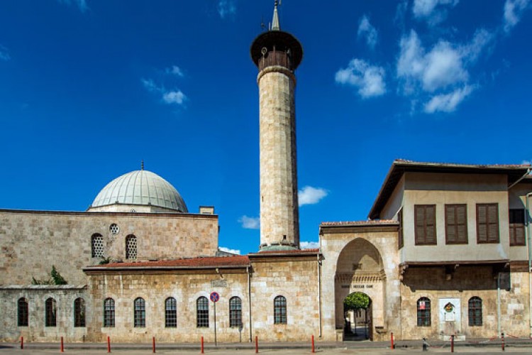 Vakıf Katılım Hatay'ın vakıf eserlerini yaşatıyor