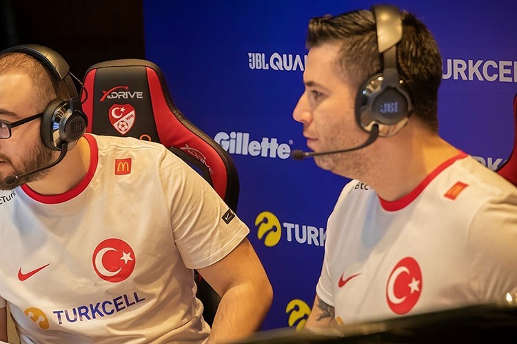 Yeni sezonda da e-Milli Takım'ın yanında