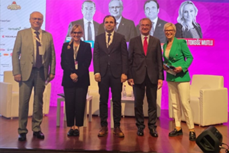 4. Gıda İnovasyon Zirvesi'nde markalaşma ele alındı