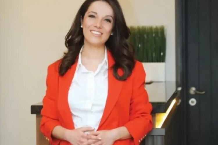 BİYOAKTİF MALZEMELERLE YAPILAN TEDAVİLER: ÇOCUK DİŞ SAĞLIĞINDA NASIL BİR ROL OYNUYOR?