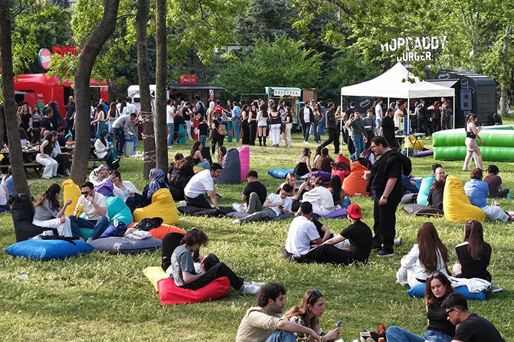 Bilgi'nin 30. yıl kutlamalarında Athena rüzgârı esti