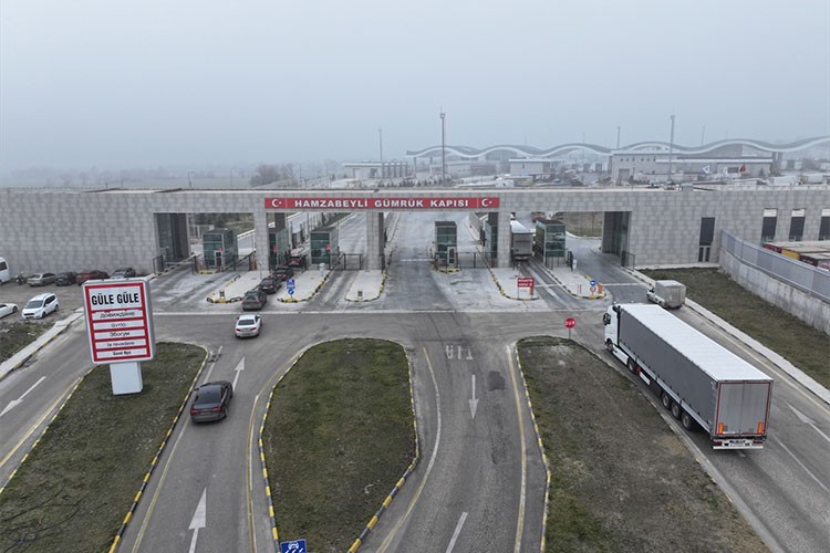 Hamzabeyli 2024'te tır geçişleriyle Kapıkule'ye alternatif oluyor