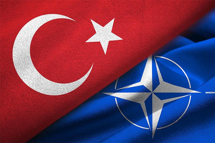 NATO'dan yeni akaryakıt koridoru önerisi