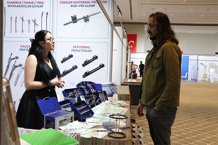 Ortopedi ve Omurga Cerrahisi Tedarikçileri Kongresi başladı