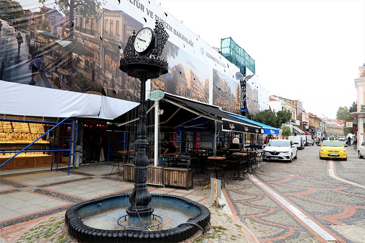 Sokak sağlıklaştırma çalışmaları sürüyor